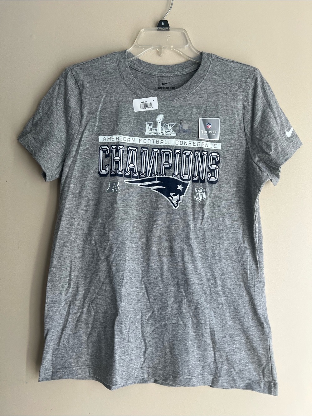 Nike Women's New England Patriots AFC Champions T-Shirt Size M